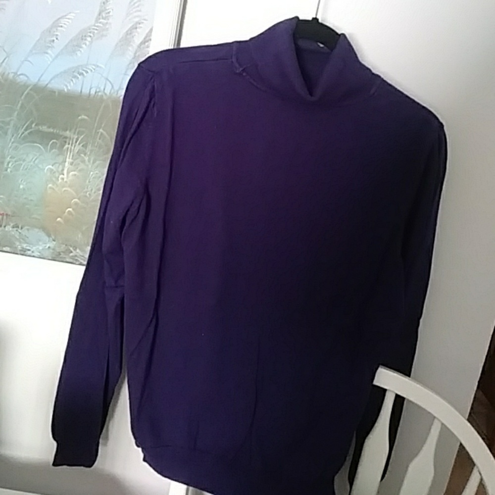 Vintage Deep purple turtle neck